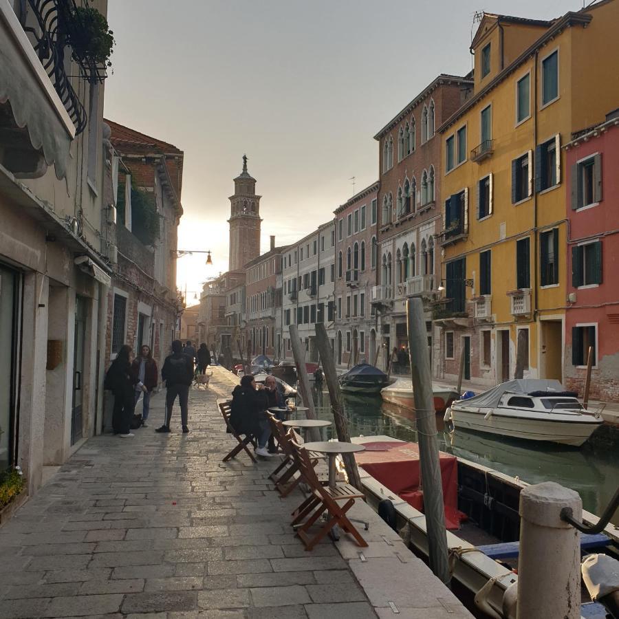 Central Lovely Typical Rooms Rialto Venedig Exteriör bild